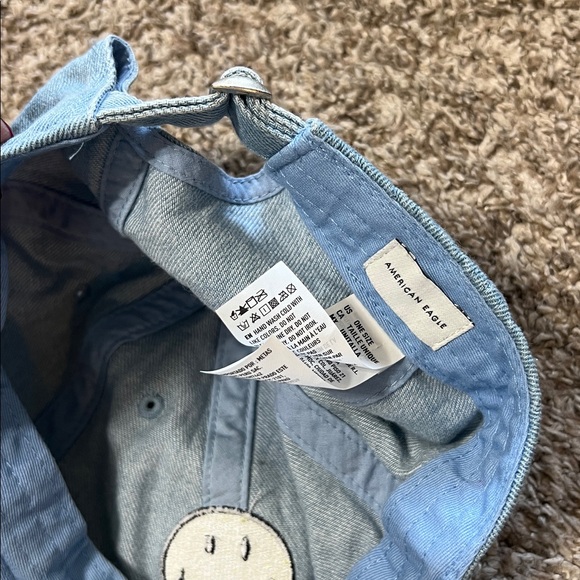 AE Smiley Hat - Picture 3 of 3